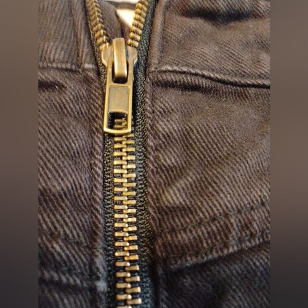 PacSun Black Denim Mini Skirt Front Zip Size 27 High Rise Edgy Chic Y2K Skater - Picture 3 of 7